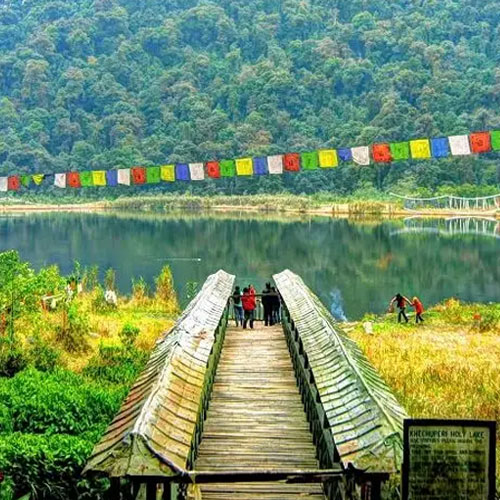 Khecheopalri Lake